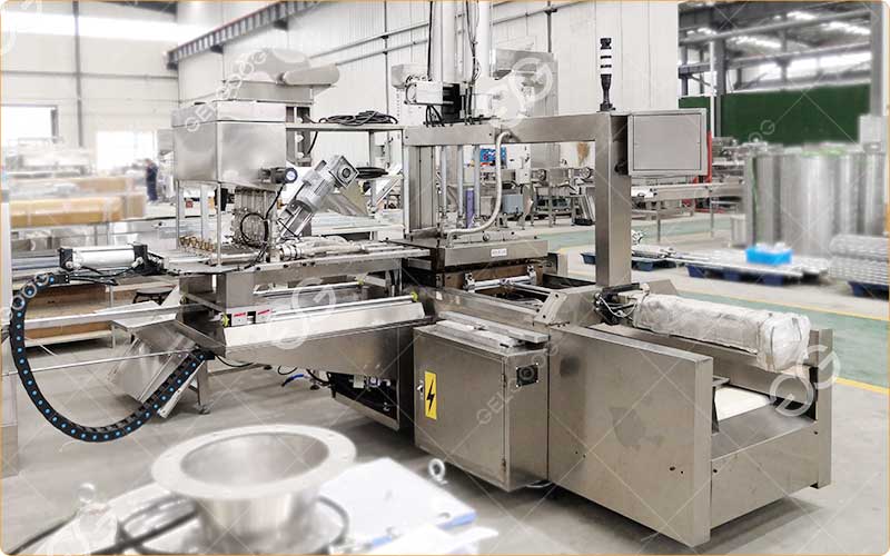 La Machine À Cornet De Gaufrette Comprend Les Services Suivants